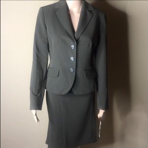 Nine West Olive Green two piece skirt suit Size 6